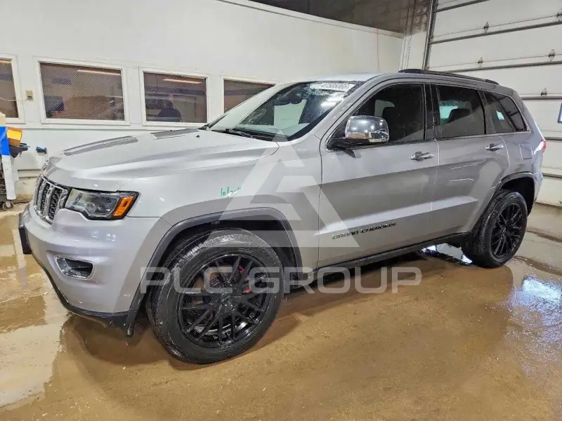 2017 Jeep Grand Cherokee фото