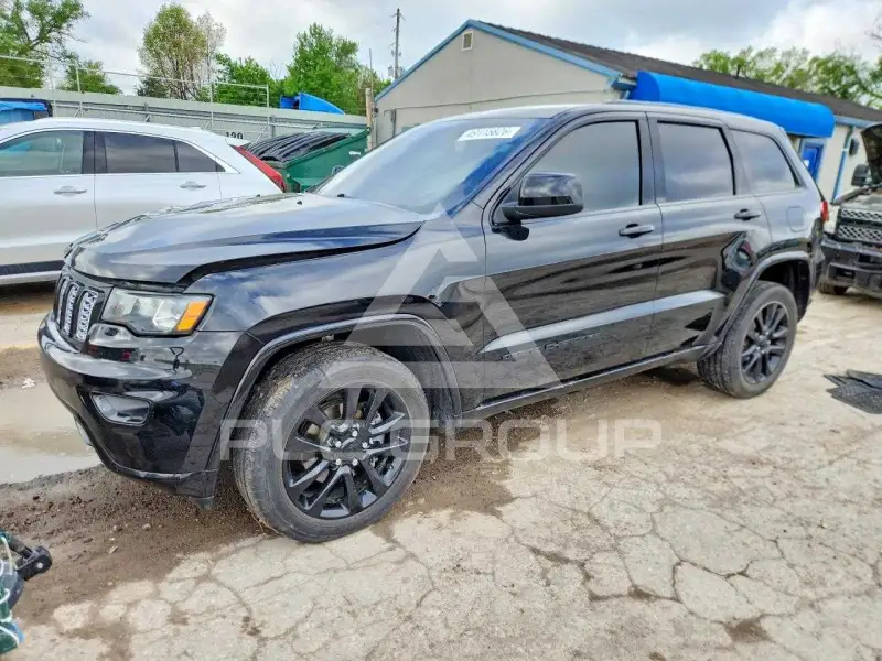 2017 Jeep CHEROKEE photo