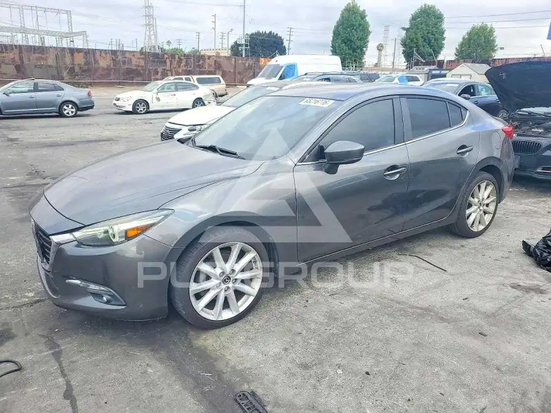 2017 Mazda 3 фото