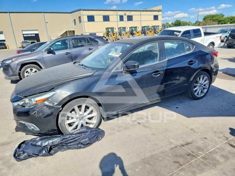 2017 Mazda 3 фото