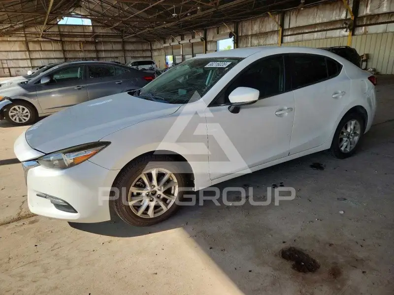 2017 Mazda 3 фото