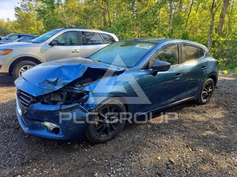 2017 Mazda 3 фото