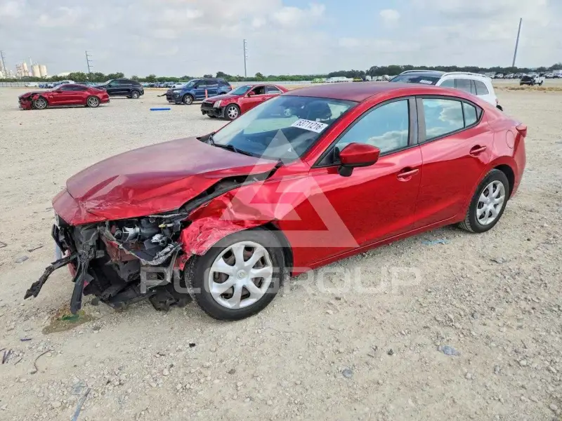 2017 Mazda 3 фото