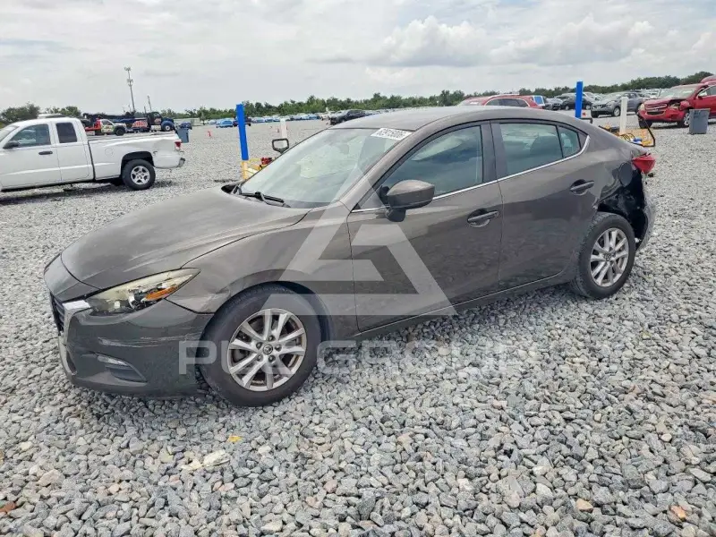 2017 Mazda 3 фото