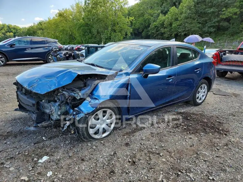 2017 Mazda 3 фото