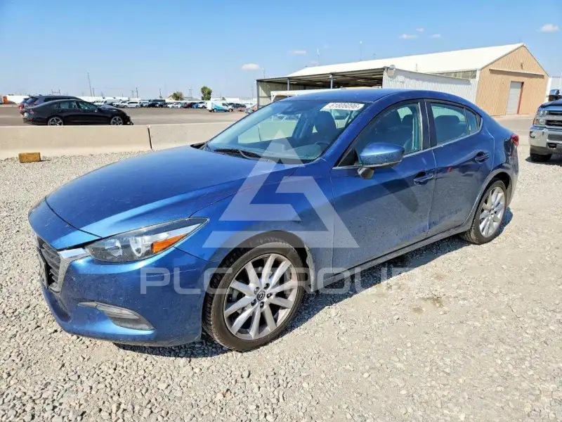 2017 Mazda 3 фото
