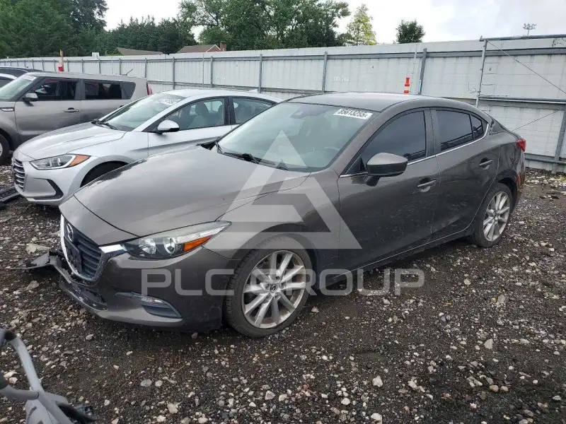 2017 Mazda 3 фото