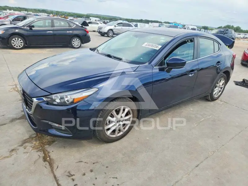 2017 Mazda 3 photo