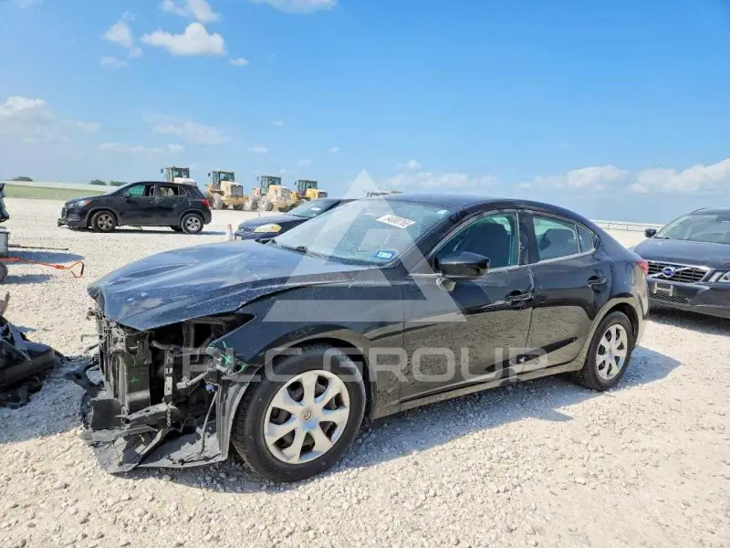 2017 Mazda 3 фото