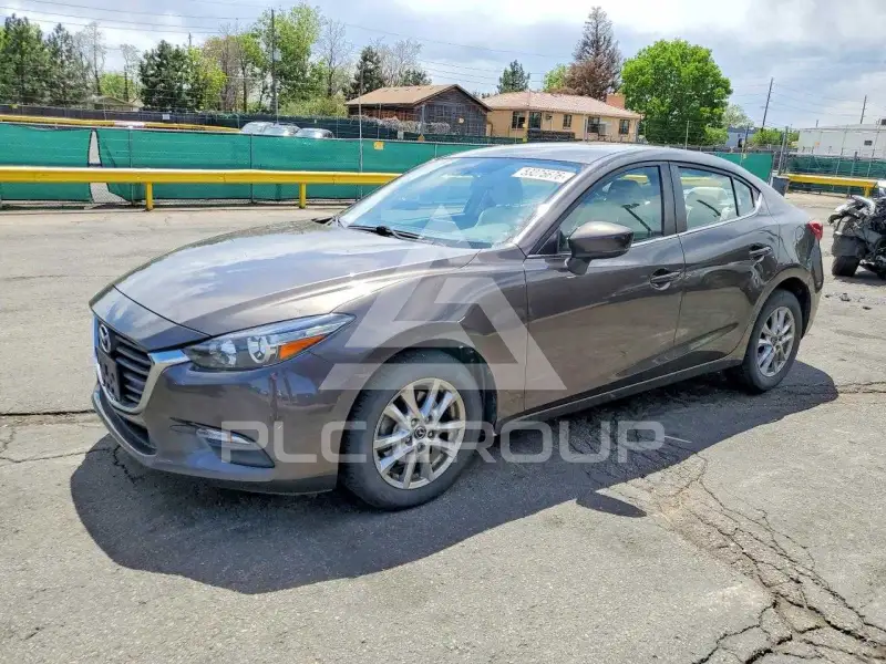 2017 Mazda 3 фото