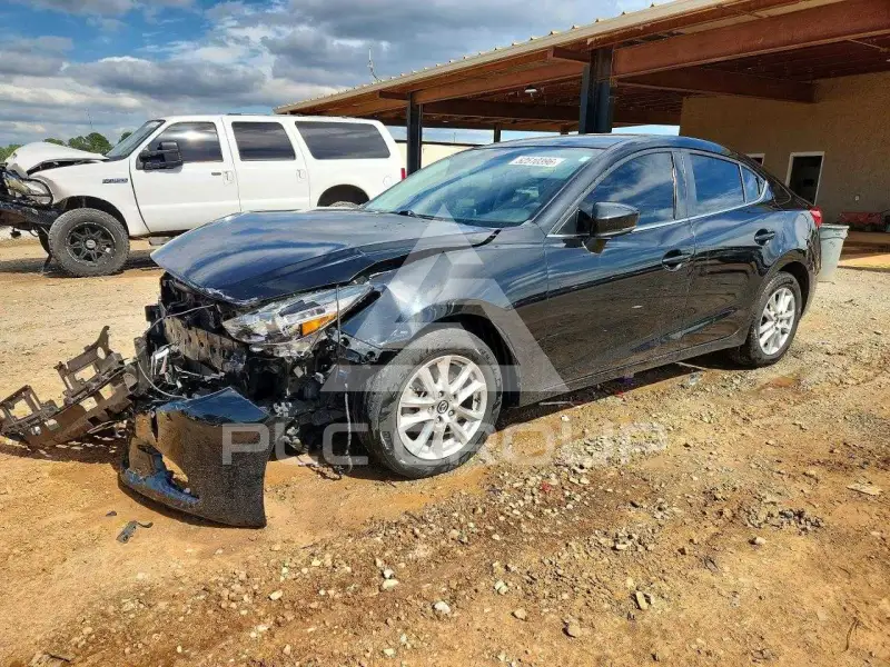 2017 Mazda 3 фото