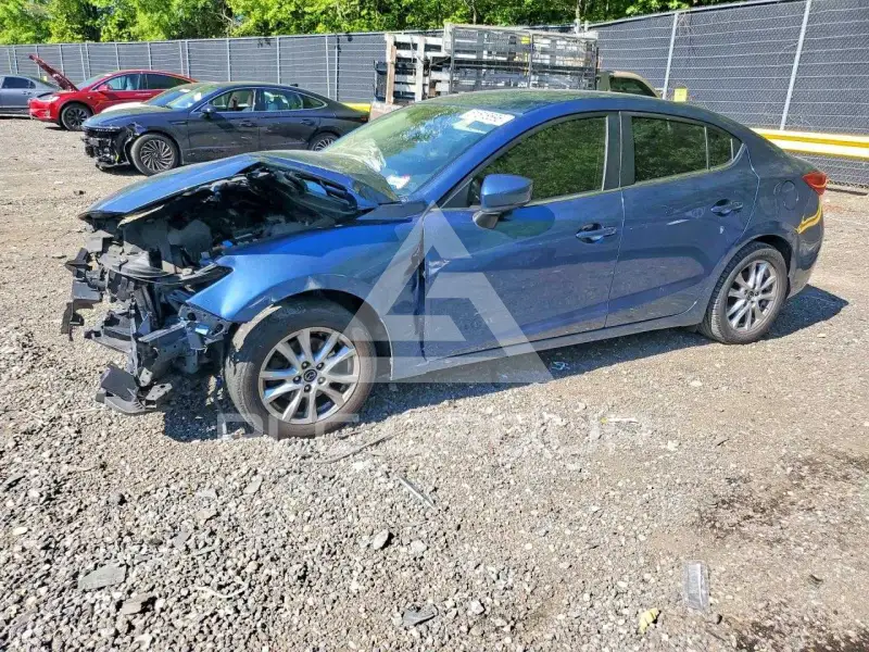 2017 Mazda 3 фото