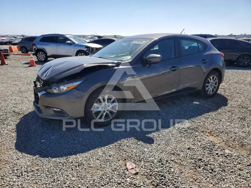 2017 Mazda 3 фото