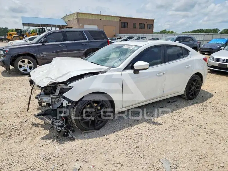 2017 Mazda 3 фото