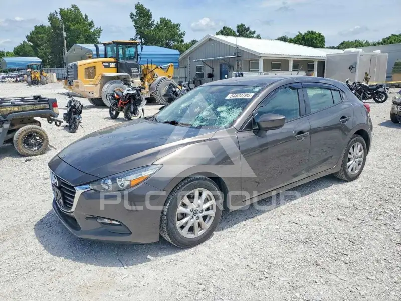 2017 Mazda 3 фото