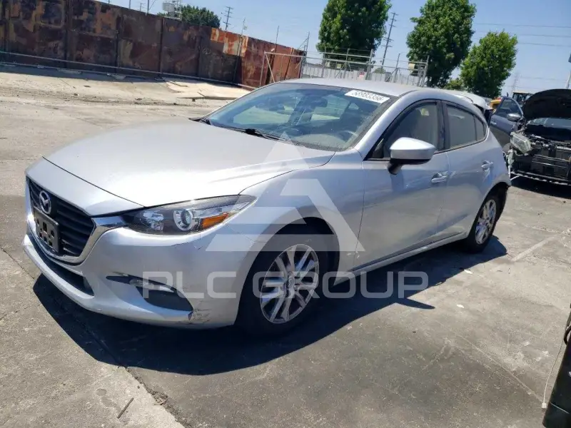 2017 Mazda 3 фото