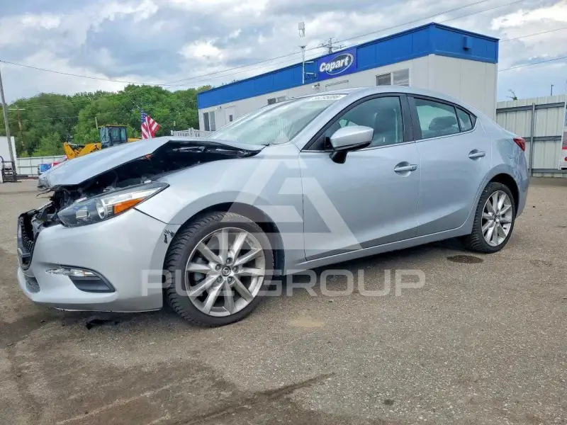 2017 Mazda 3 фото