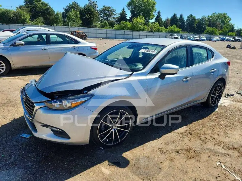 2017 Mazda 3 фото
