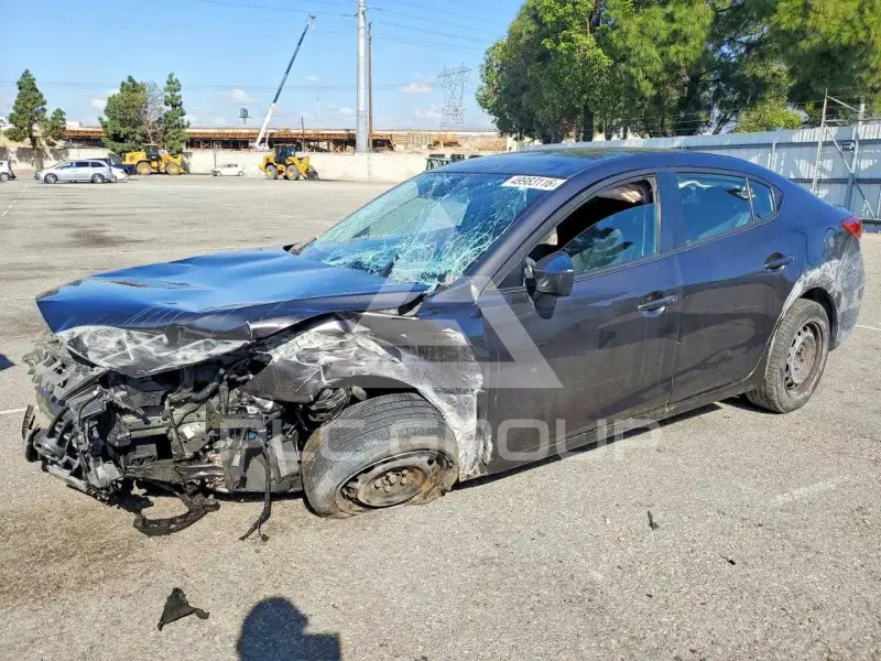 2017 Mazda 3 фото
