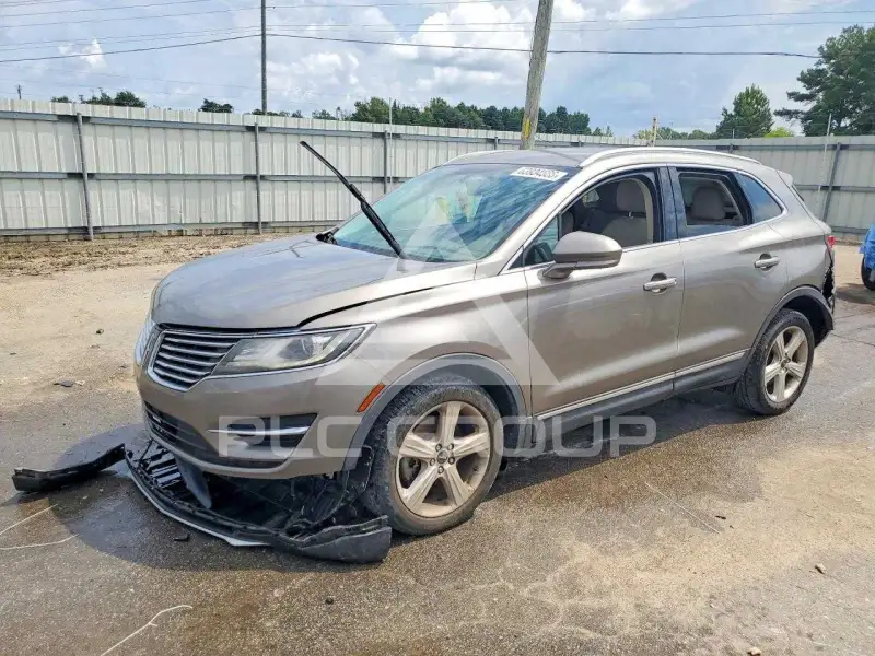 2017 Lincoln MKC photo