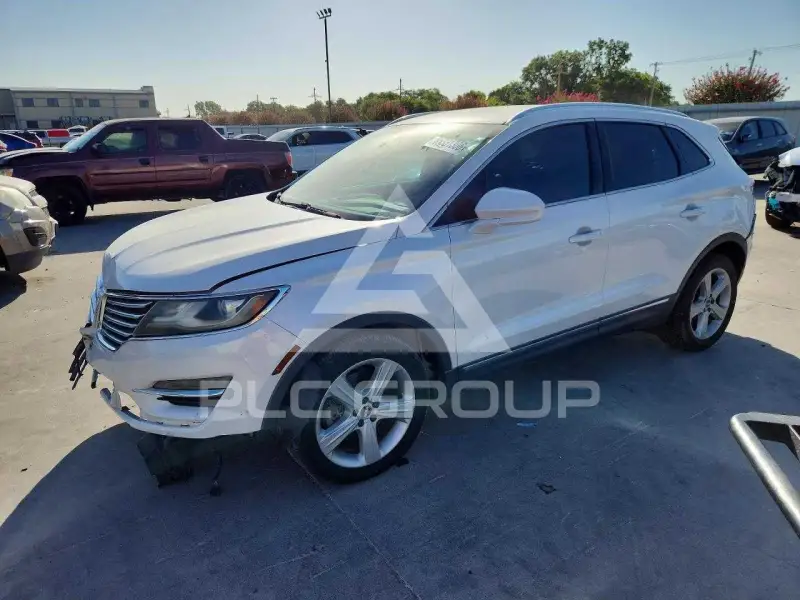 2017 Lincoln MKC photo
