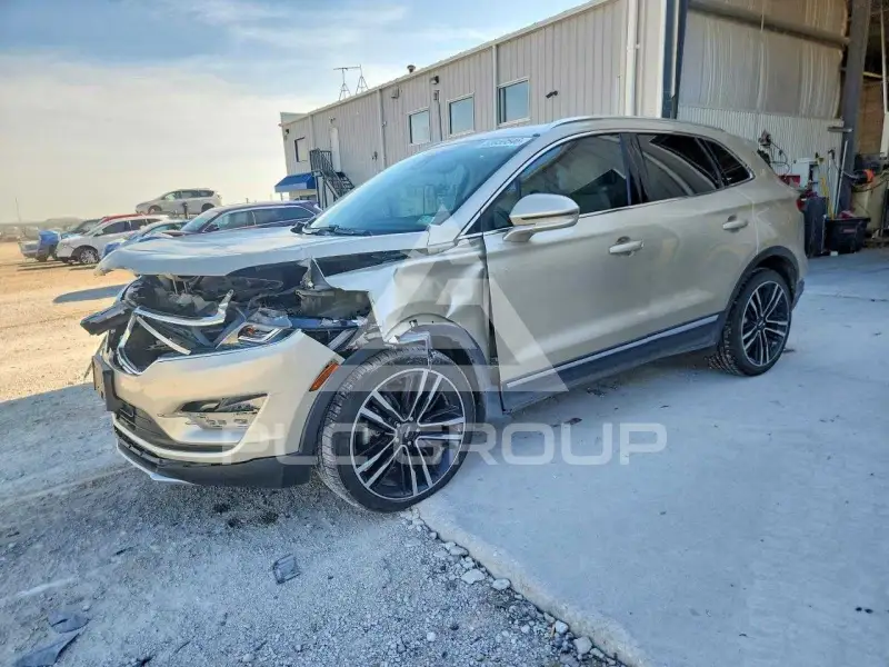 2017 Lincoln MKC photo