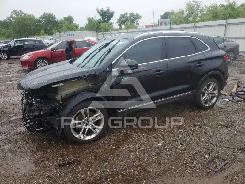 2017 Lincoln MKC photo