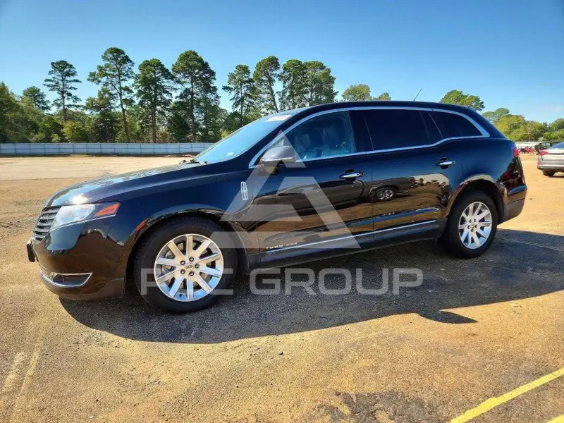 2017 Lincoln MKT фото