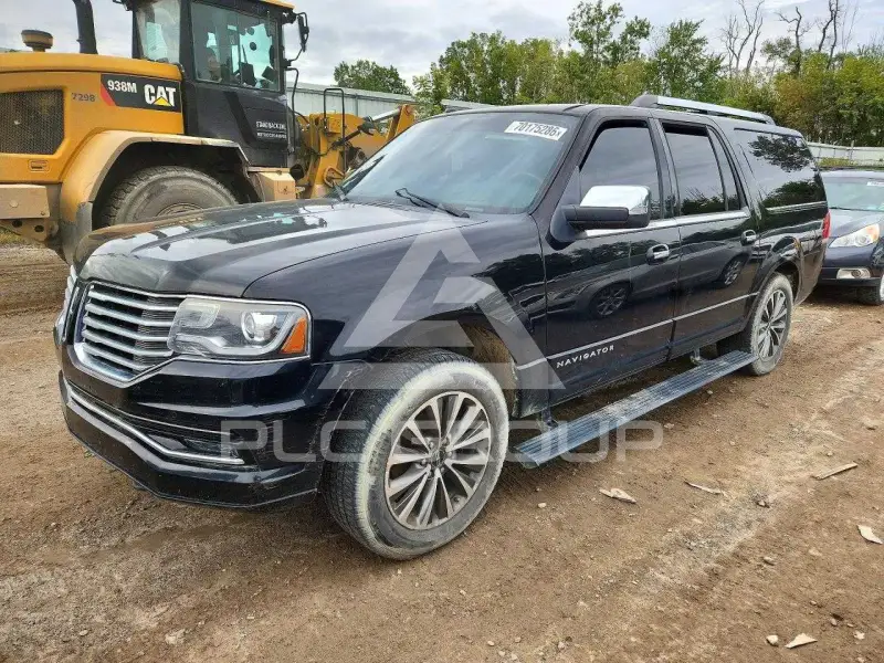 2017 Lincoln NAVIGATOR photo