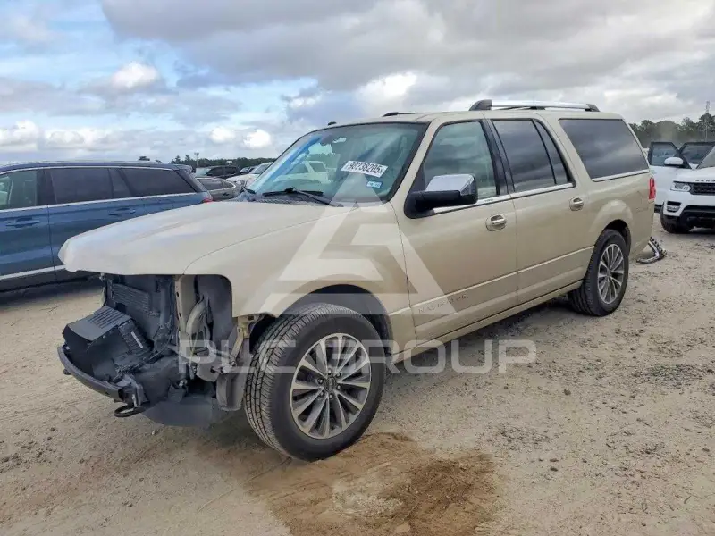 2017 Lincoln NAVIGATOR photo