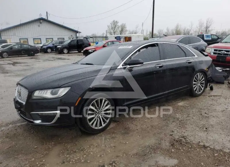 2017 Lincoln MKZ photo