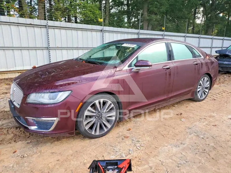 2017 Lincoln MKZ photo