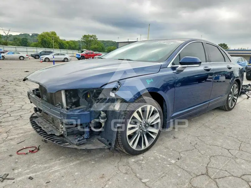 2017 Lincoln MKZ photo