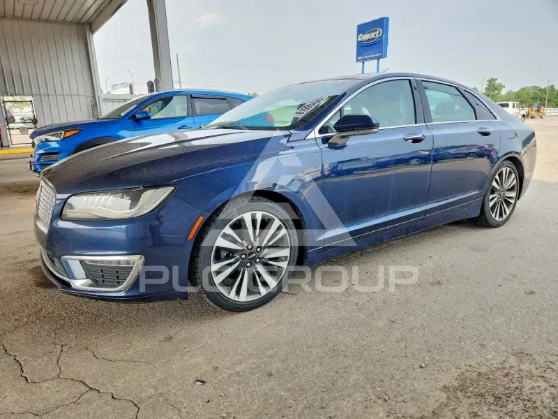 2017 Lincoln MKZ photo