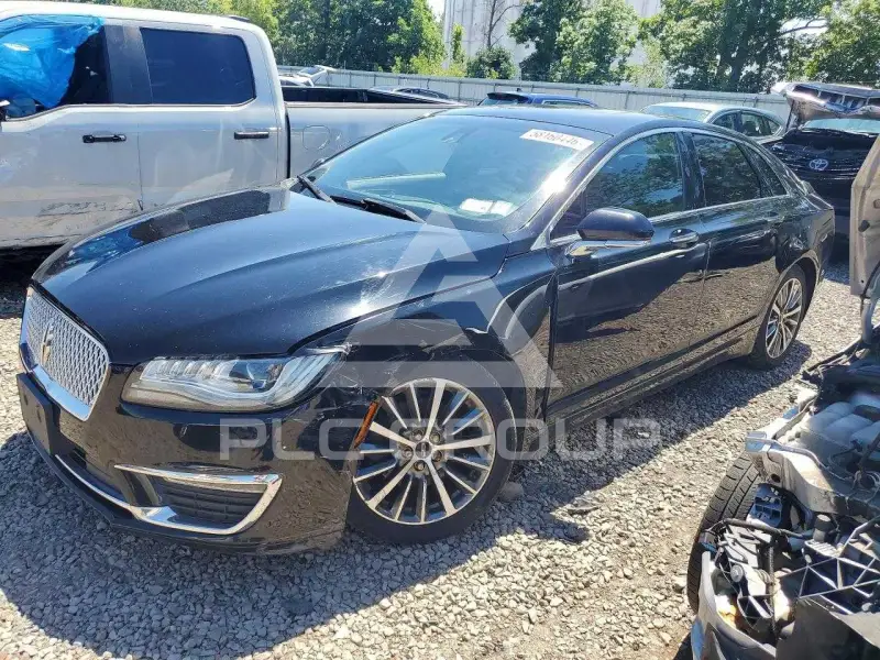2017 Lincoln MKZ photo
