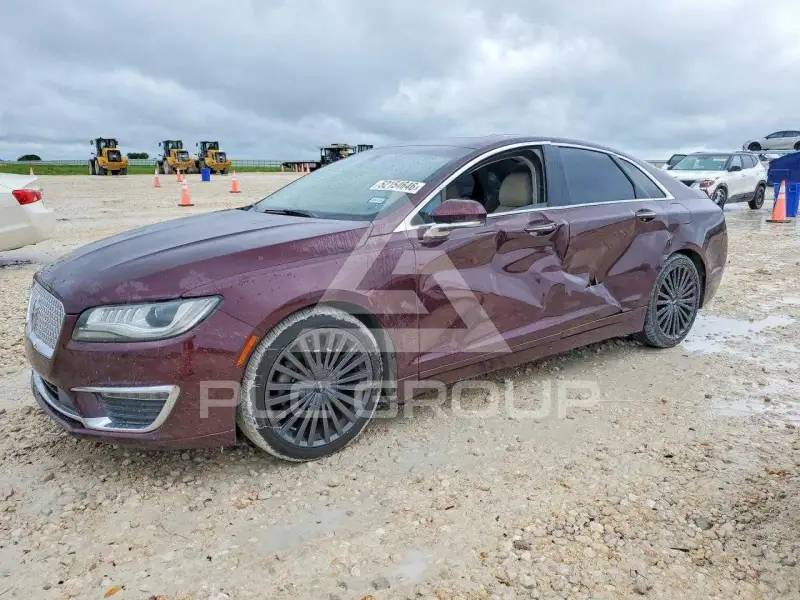 2017 Lincoln MKZ photo