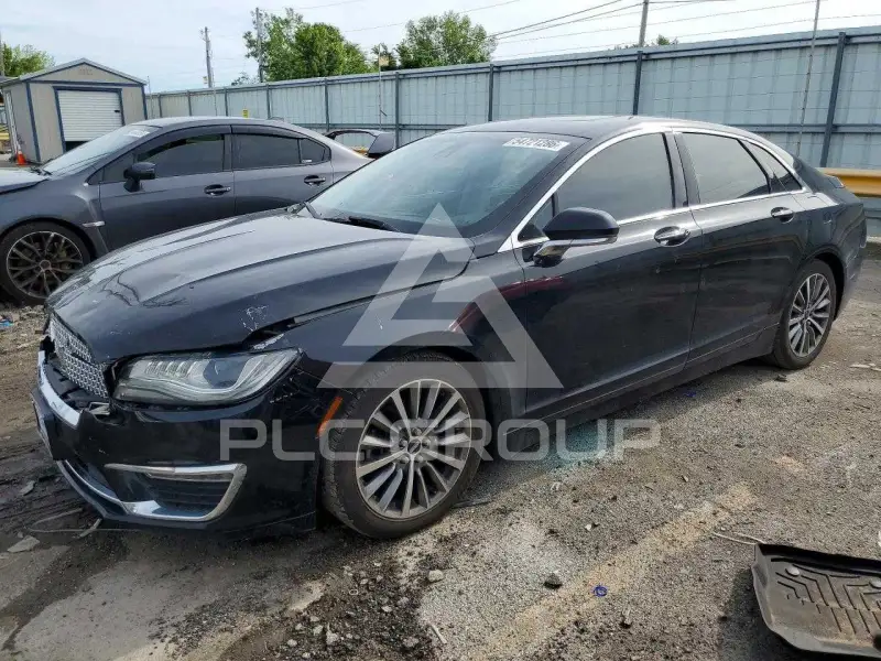 2017 Lincoln MKZ photo