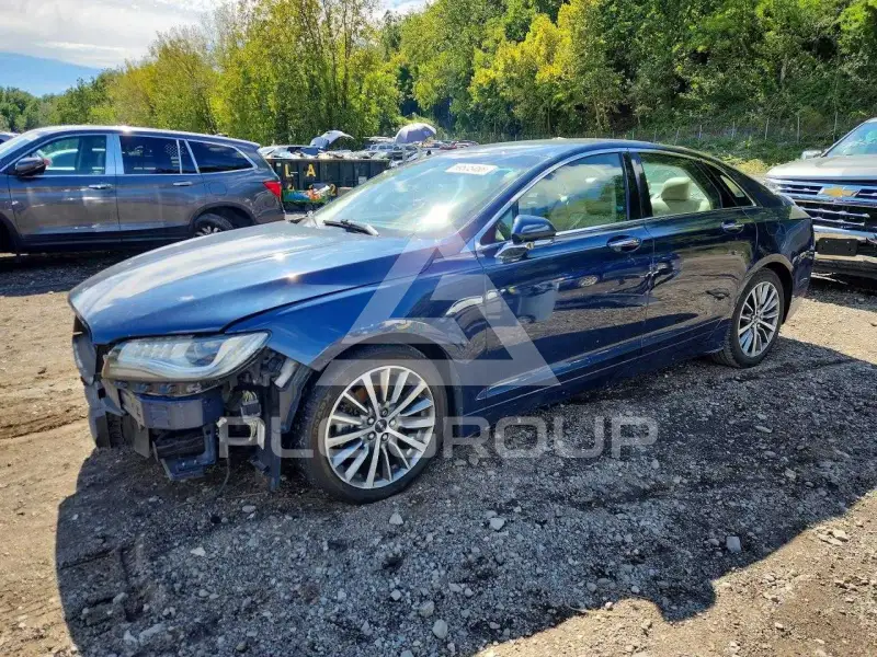 2017 Lincoln MKZ photo