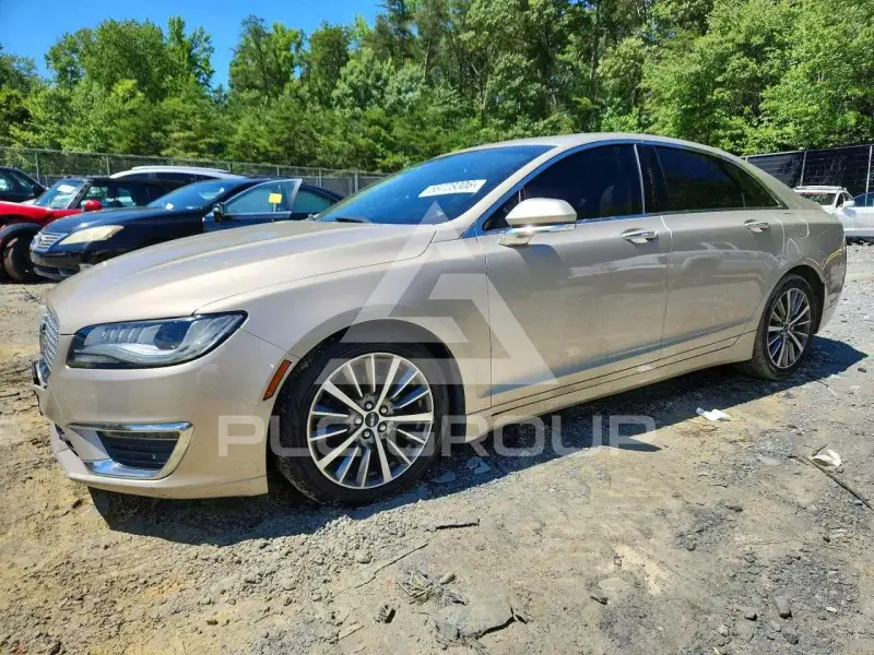 2017 Lincoln MKZ photo