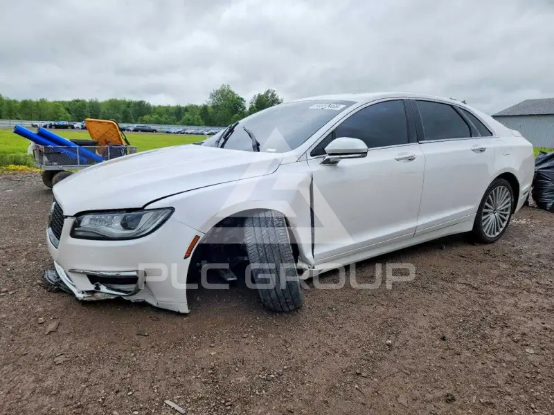 2017 Lincoln MKZ photo