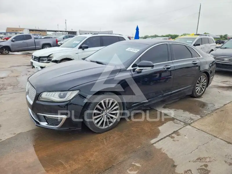 2017 Lincoln MKZ photo