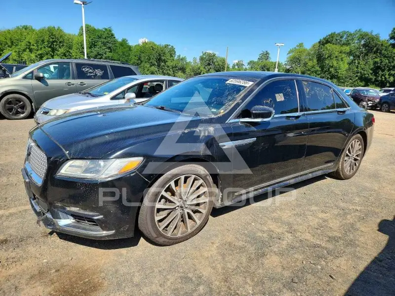 2017 Lincoln Continental photo