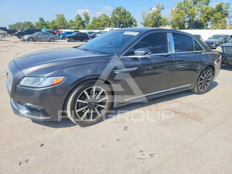 2017 Lincoln Continental photo