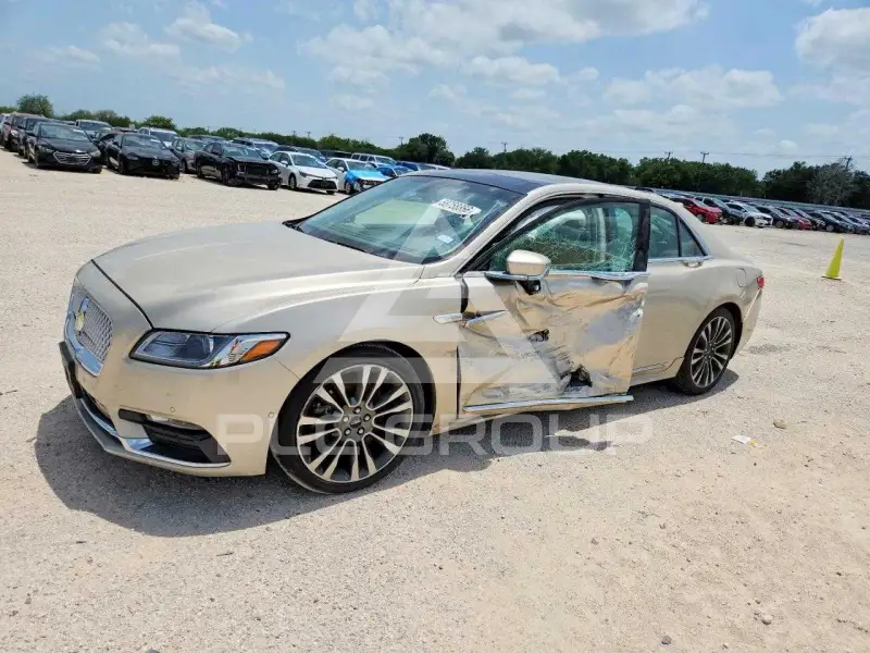 2017 Lincoln Continental фото