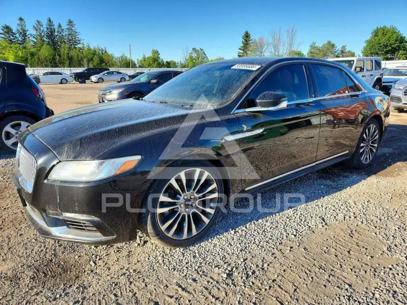 2017 Lincoln Continental photo
