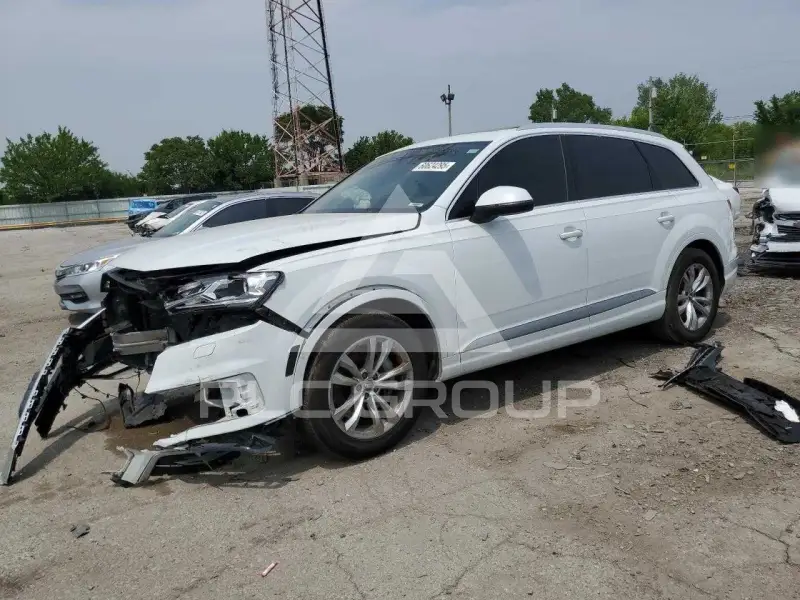 2017 Audi Q7 VIN: WA1AHAF76HD039083 з США - PLC Group