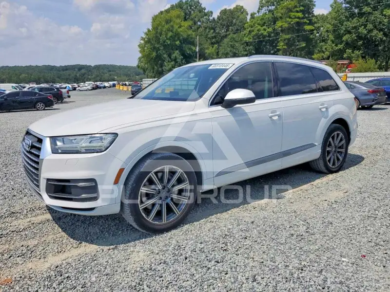2017 Audi Q7 photo