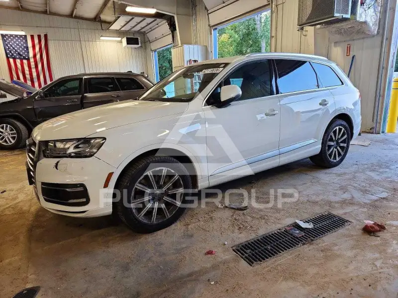 2017 Audi Q7 фото