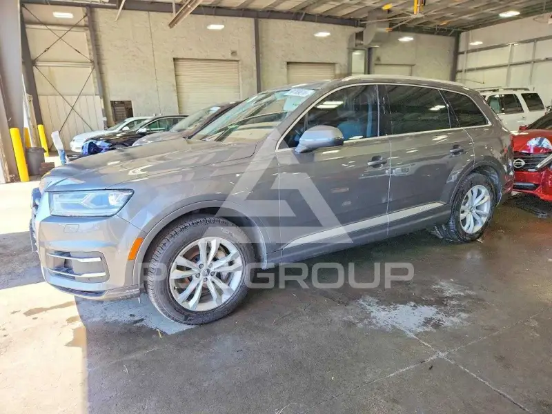 2017 Audi Q7 photo