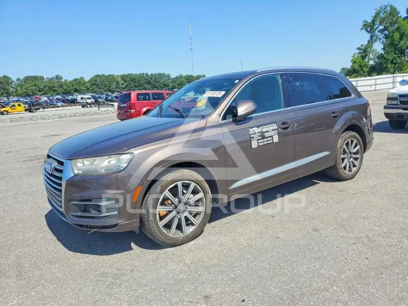 2017 Audi Q7 photo